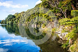 Lake Tarawera - Rotorua - Hotwater Beach