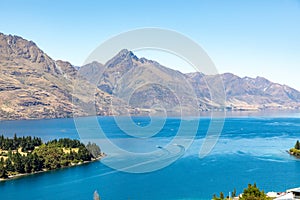 Lake Wakatipu in New Zealand Queenstown