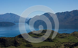 Lake Wanaka and the mountain ranges nearby in New Zealand