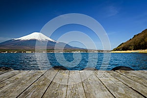 Lake Yamanaka with Mt. Fuji view