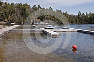 Lakeside docking for pleasure craft