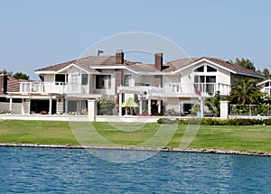 Lakeside House 2