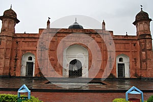 Lalbagh kella Mughal fort complex that stands before the Buriganga River