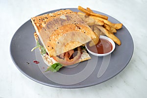 Lamb Sandwich On Hot Turkish Bread With Salad And Tomato Sauce Dip