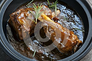 Lamb Shanks in Gravy