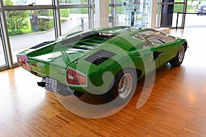 Lamborghini Countach LP400