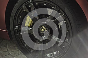 Lamborghini Gallardo wheel close up