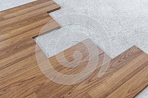 Laminated wood flooring installation and renovation, with base cement floor