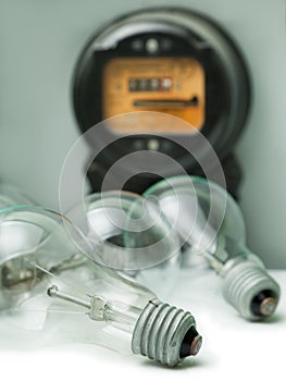 Lamp bulb and electricity supply meter