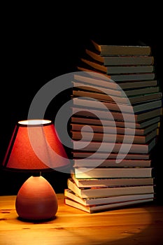 Lampa poučný knihy 