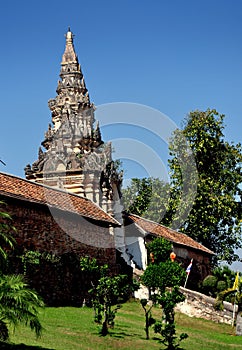 Lampang, Thailand: Gate at Wat Phra That Lampang Luan