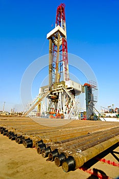 Land drilling rig