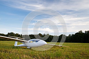 Landed sailplane photo