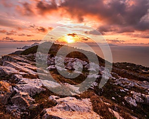 Lands between Sun and Clouds