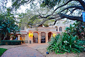 The landscape of Bradenton city hall