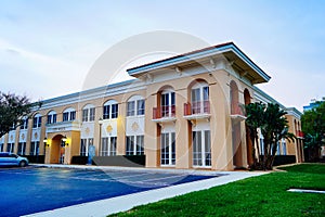 The landscape of Bradenton city hall