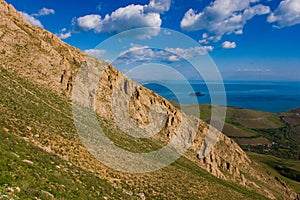 Landscape of the mountain peak.Cloud on foggy lake background