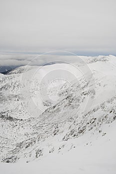 Krajina panoramatický pohľad na zasnežené zimné Tatry