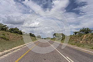 R40 road going uphill near Timbavati, South Africa