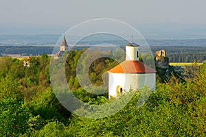 Landscape with rotunda and castle ruin