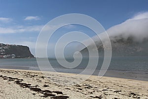 Sabbioso Spiaggia sul testa 