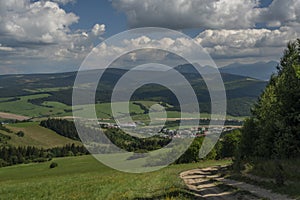 Krajina mezi městy Tvrdošín a Námestovo na severu Slovenska