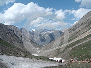 Landscape view of big mountains in kashmir india, mountains in kashmir, kashmir nountains photo