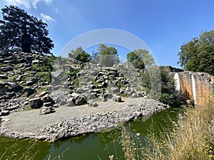 The landscape of the Zurich zoo or The Zoo ZÃ¼rich - die Landschaft des zÃ¼rcher Zoos oder Zuerich Zoologischer Garten - ZÃ¼rich