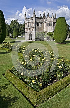 Lanhydrock gardens and Gatehouse