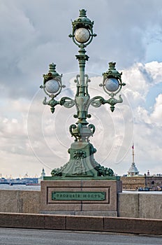 The lantern of the Trinity Troitsky bridge.