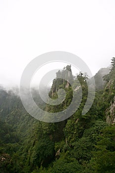 Laojun Mountain in Luoyang