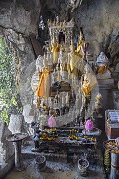 Laos, cave Buddha