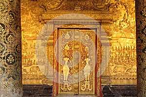 Laos: One out of 32 buddhist temples in Luang Brabang