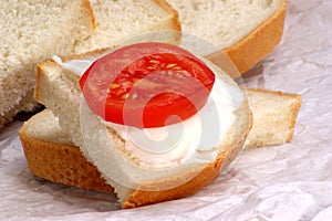 lard on bread with tomato slice
