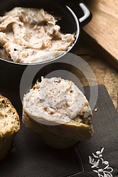 Lard with cracklings