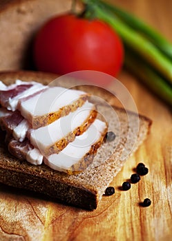 Lard on toast with tomato