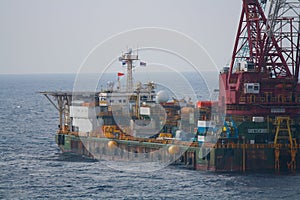 Large crane vessel installing the platform in offshore,crane barge doing marine heavy lift installation works in the gulf