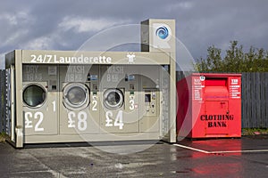 A large 24/7 Eco Friendly Automatic Washing Machine