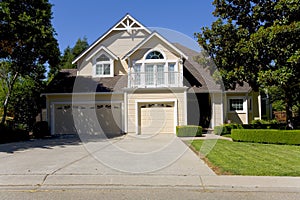 Large Luxurious Home