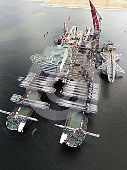 A large pipelaying and heavy lifting vessel, Holland