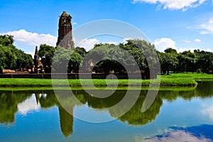 The large pond at Praram temple