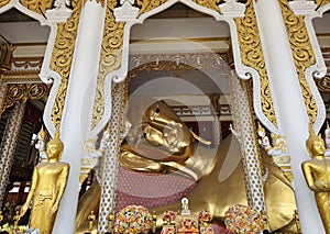 The large reclining Buddha image at Rat Prakong Tham Temple, Nonthaburi Province