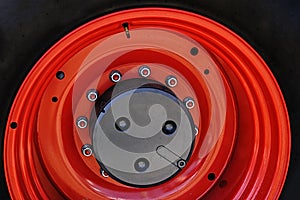 Large red wheel rim -1
