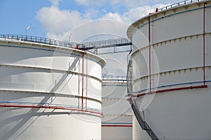 Large storage tanks