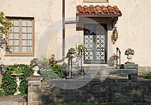 Large Tuscan Home Entryway