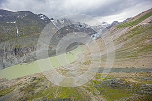 Large view of the Pasterze Glacier with the Johannisberg photo