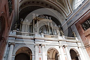 Largest church organ in Hungary, five manual instrument placed in Primatial Basilica of the Blessed Virgin Mary