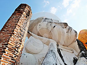 The largest and longest reclining Buddha statue in Thailand