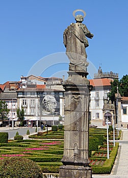 Largo da RepÃÂºblica do Brasil - Park Garden, Guimareis, Norte - Portugal photo