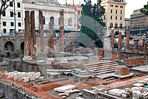 Largo di Torre Argentina